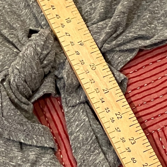 Lovestitch women’s medium Heather Gray Tie-Front Blouse - Picture 7 of 10